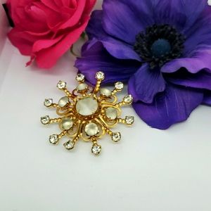 Vintage flower brooch